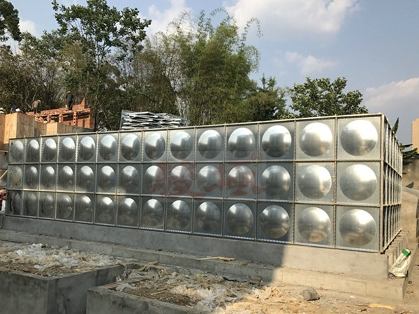 不锈钢水箱施工现场